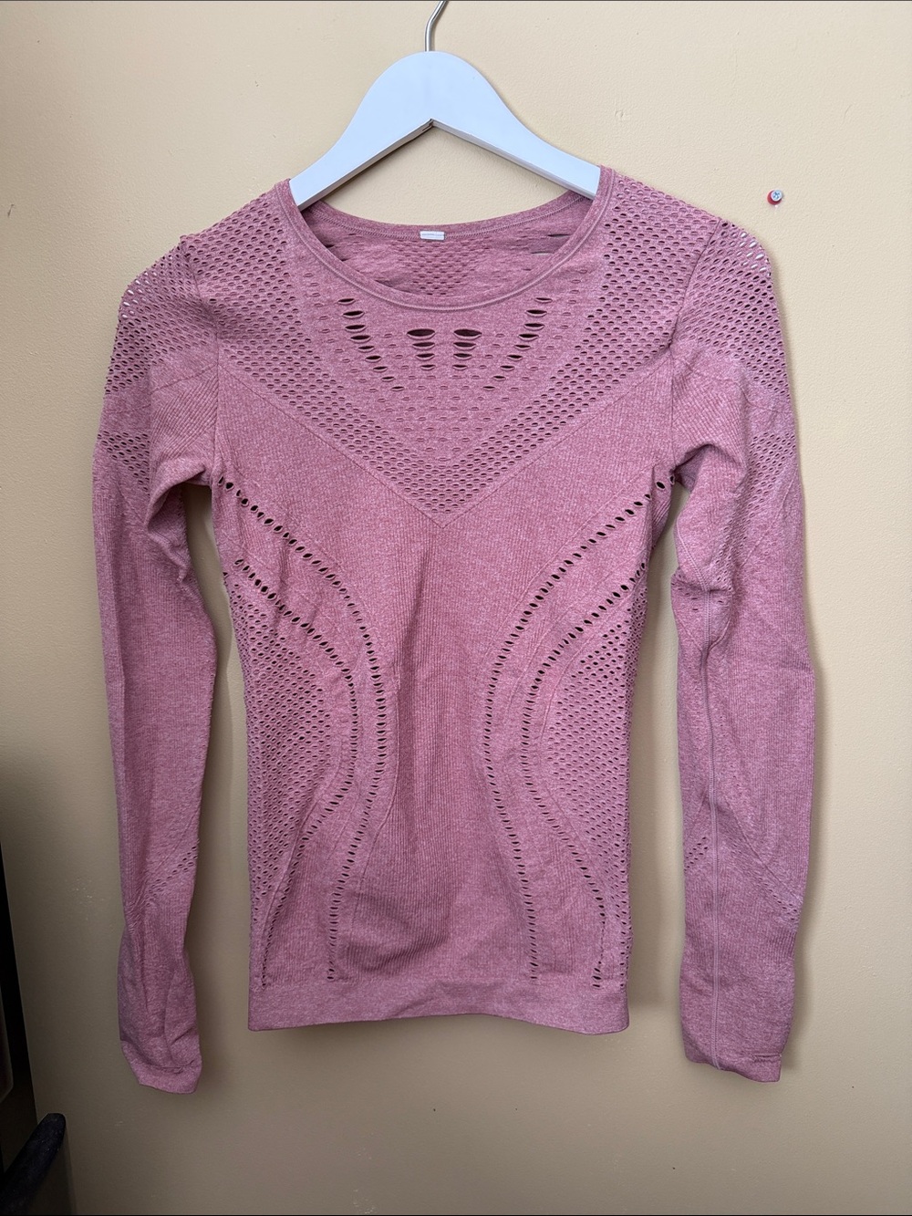 ALO Yoga Long Sleeve Seamless Knit Top - Dusty Rose, Size Small